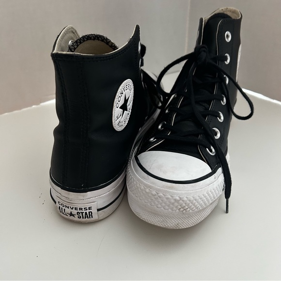 Converse Women's Leather High Top Sneakers Size 9 - Picture 4 of 12